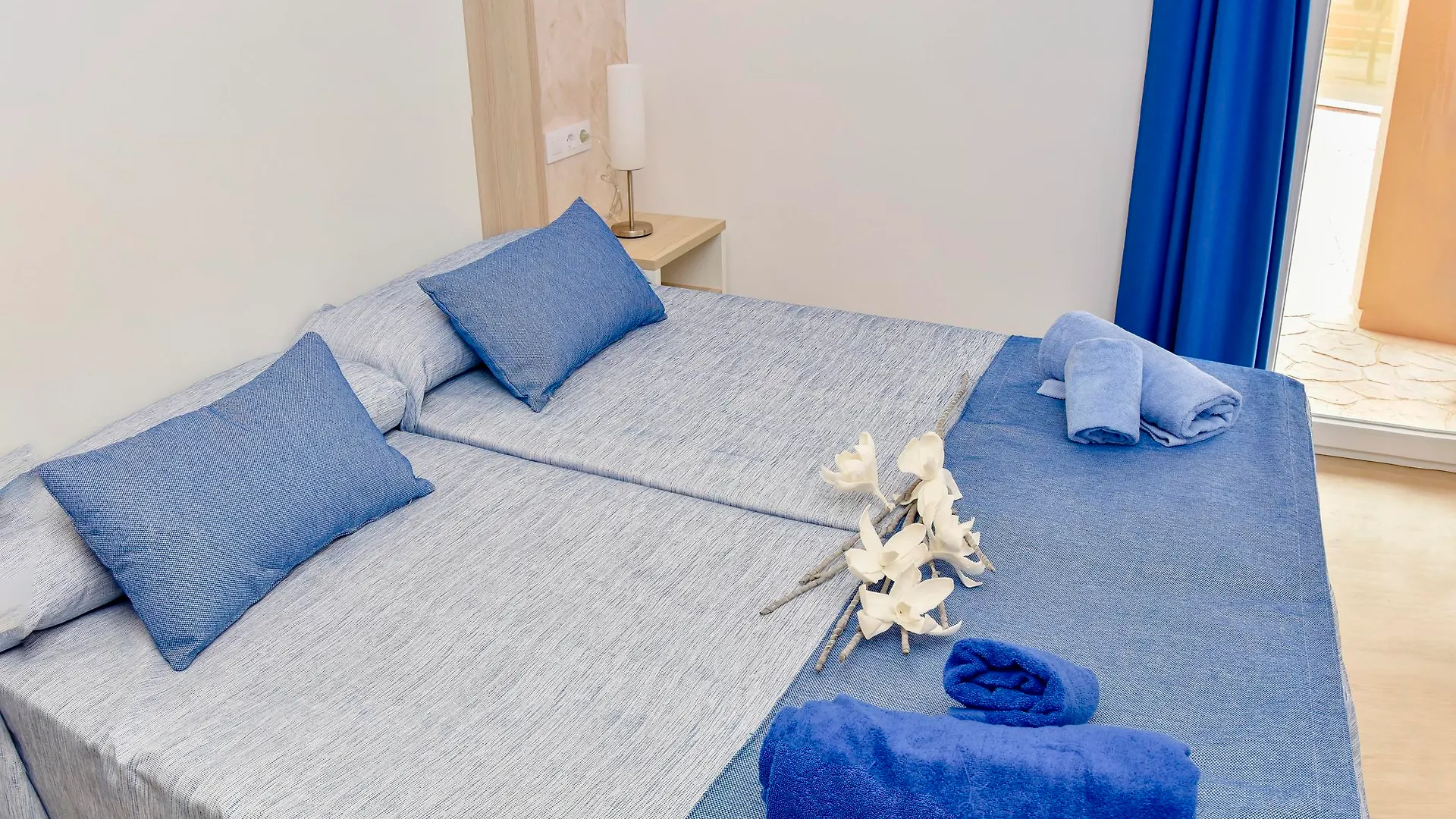Apartamento Maribel Cala Blanca  Cala Blanca (Menorca)